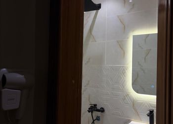 استديو بسرير ماستر وجلسة جانبية
