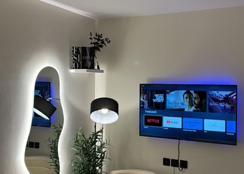 استديو راقي بدخول ذاتي 