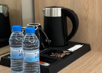 استديو بسرير ماستر 