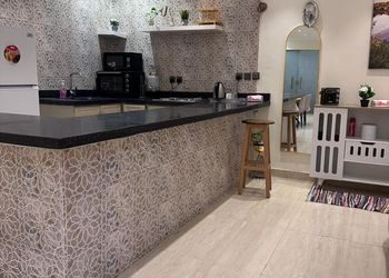 شاليه بمسبح وألعاب مائية