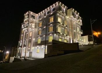 استديو بسرير ماستر 
