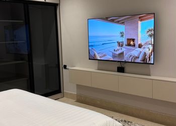 استديو هادئ بسرير ماستر 