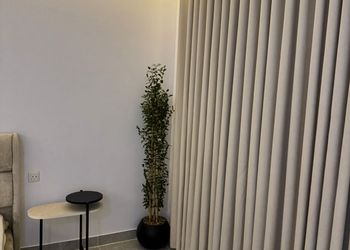 استديو مع حوش خاص بأثاث حصري
