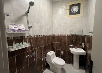 استديو بتصميم انيق ودخول ذاتي