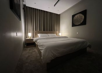 استديو مميز ببلكونة ودخول ذاتي 