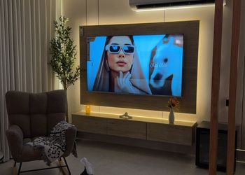 استديو بسرير ماستر وجلسة جانبية