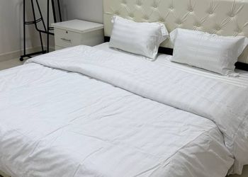 استديو بسرير ماستر