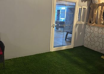 شقة بغرفة نوم وصالة وجلسة خارجية