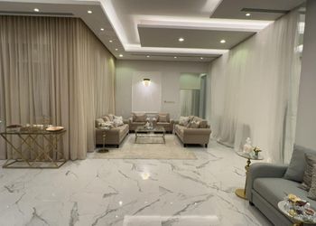 استراحة بمسطح اخضر ومجالس