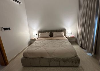 شقة فاخره بدخول ذاتي