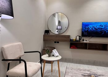 استديو هادئ بسرير ماستر