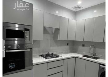 شقة بغرفتين نوم وصالة 
