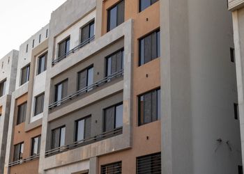 استديو بسرير ماستر وجلسة جانبية 