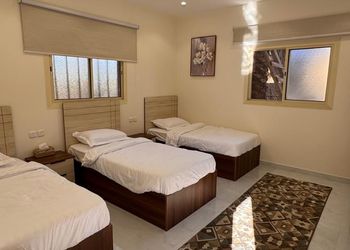 مزرعة بإطلالة على الجبل