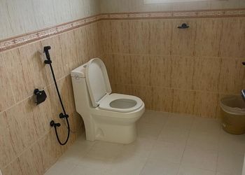 شقة بغرفة معيشة وغرفة نوم 