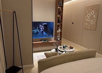 استديو بسرير ماستر وجلسة جانبية 