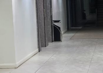 شقة بغرفة نوم وغرفة جلوس 