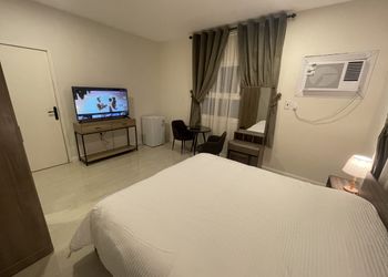استديو انيق بسرير ماستر