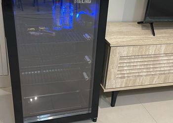 شقة بدخول ذاتي وغرفة نوم مريحة 