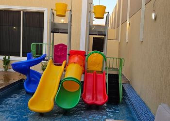 شاليه بجلسة خارجية وأجواء ممتعة 