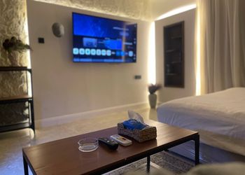 استديو بسرير ماستر ودخول ذاتي