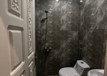 استديو بسرير ماستر وجلسة جانبية 
