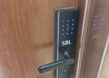 استديو بسرير ماستر ودخول ذاتي