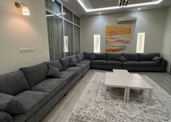 شاليه بالعاب مائية ومسطح اخضر
