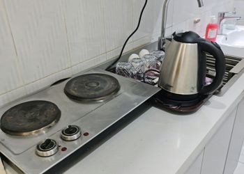 شقة بغرفتين نوم وصالة 