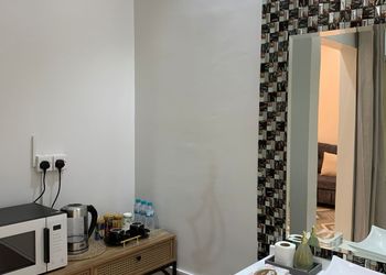 استديو بسرير ماستر وجلسة خارجية 