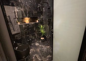 شاليه بمسبح خارجي وجلسة خارجية