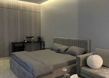 استديو بسرير ماستر وجلسة جانبية