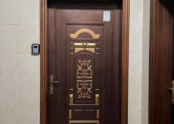 استديو هادئ بسرير ماستر 
