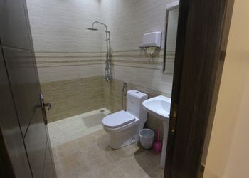 شاليه بمسطح اخضر
