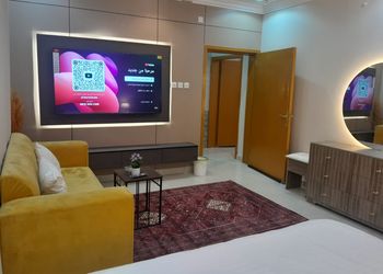 شقة بغرفتين نوم وأثاث مريح