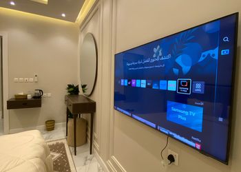 استديو هادئ بدخول ذاتي 