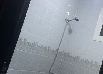 استديو بسرير ماستر وجلسة جانبية