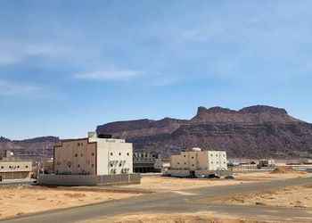 استديو بأثاث مريح وبسيط 