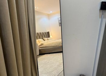 استديو بسرير ماستر وجلسة جانبية