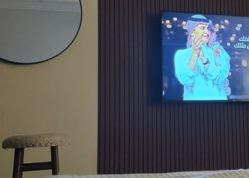 استديو بسرير ماستر