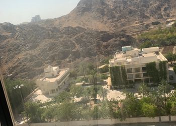 شقة بأثاث مريح وبسيط 
