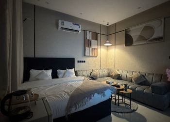 استديو هادئ بدخول ذاتي 