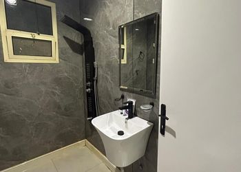 استديو بسرير ماستر وجلسة جانبية 