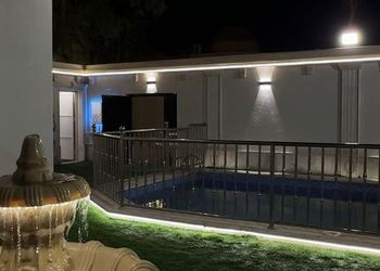 استراحة بمسبح