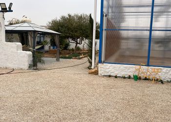مزرعة بجلسة خارجية واجواء ممتعة 