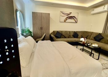 استديو بدخول ذاتي وسرير مريح 