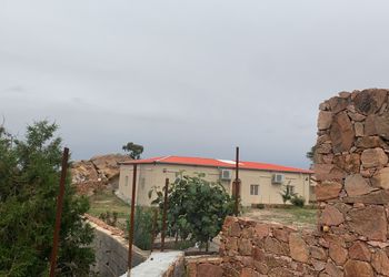 استراحة بمجلس بإطلالة على الجبل