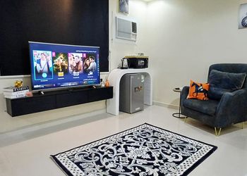 استديو بسرير ماستر