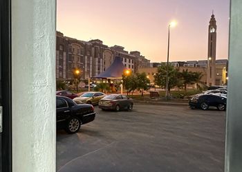 استديو بسرير ماستر 
