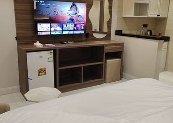 استديو هادئ بسرير ماستر